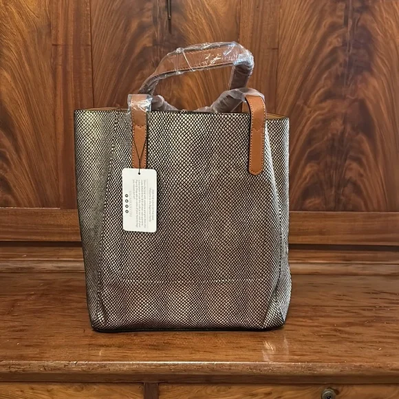 Brand New Gold Bag Am💛ur - Picture 3 of 11